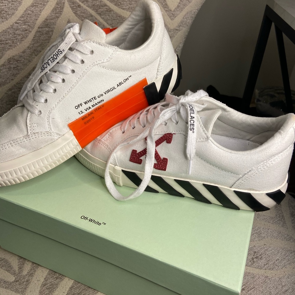 Off White Low Vulcanized